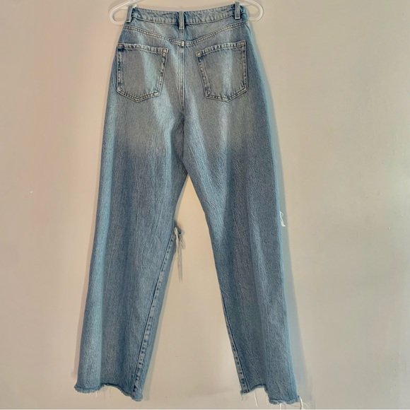 Baggy, wide legged, denim jeans - Picture 2 of 3